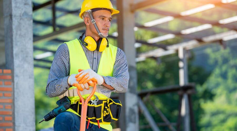 Professional gutter cleaning in Columbia City, IN